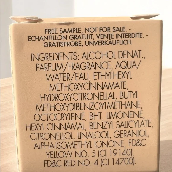 Chloé Eau de Parfum Mini Bottle NIB - Picture 6 of 7